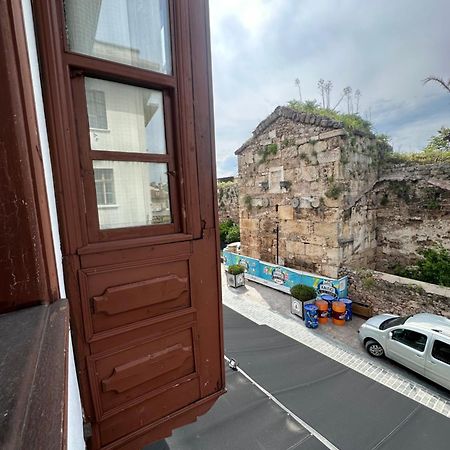 Lords Hostel & Pub Antalya Extérieur photo