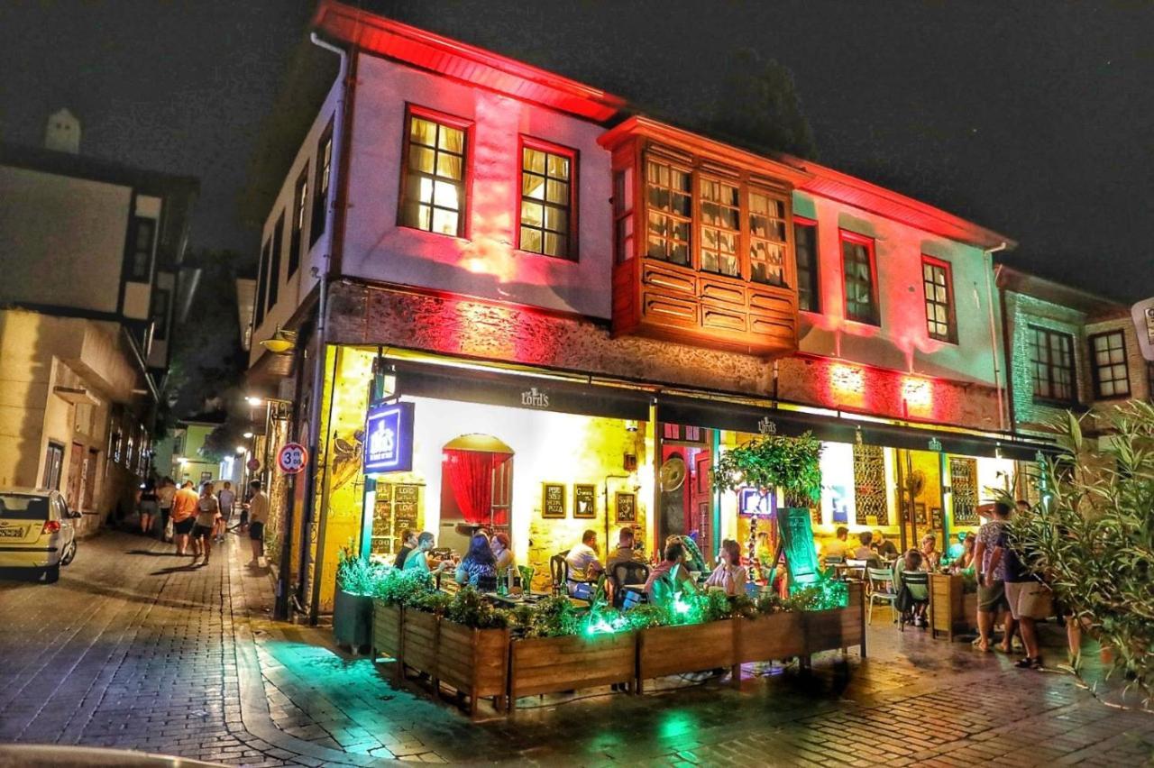 Lords Hostel & Pub Antalya Extérieur photo
